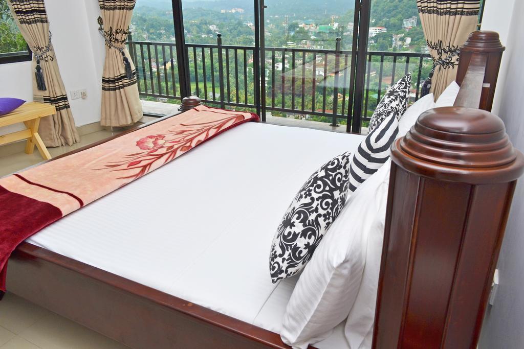 Angel Tower Bed & Breakfast Kandy Exterior photo